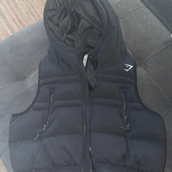 Gymshark Black Puffer Vest with Hood - Picture 1 of 4